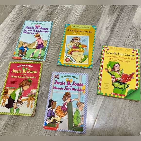 Scholastic Junie B. Jones bundle Book Set - Picture 1 of 1